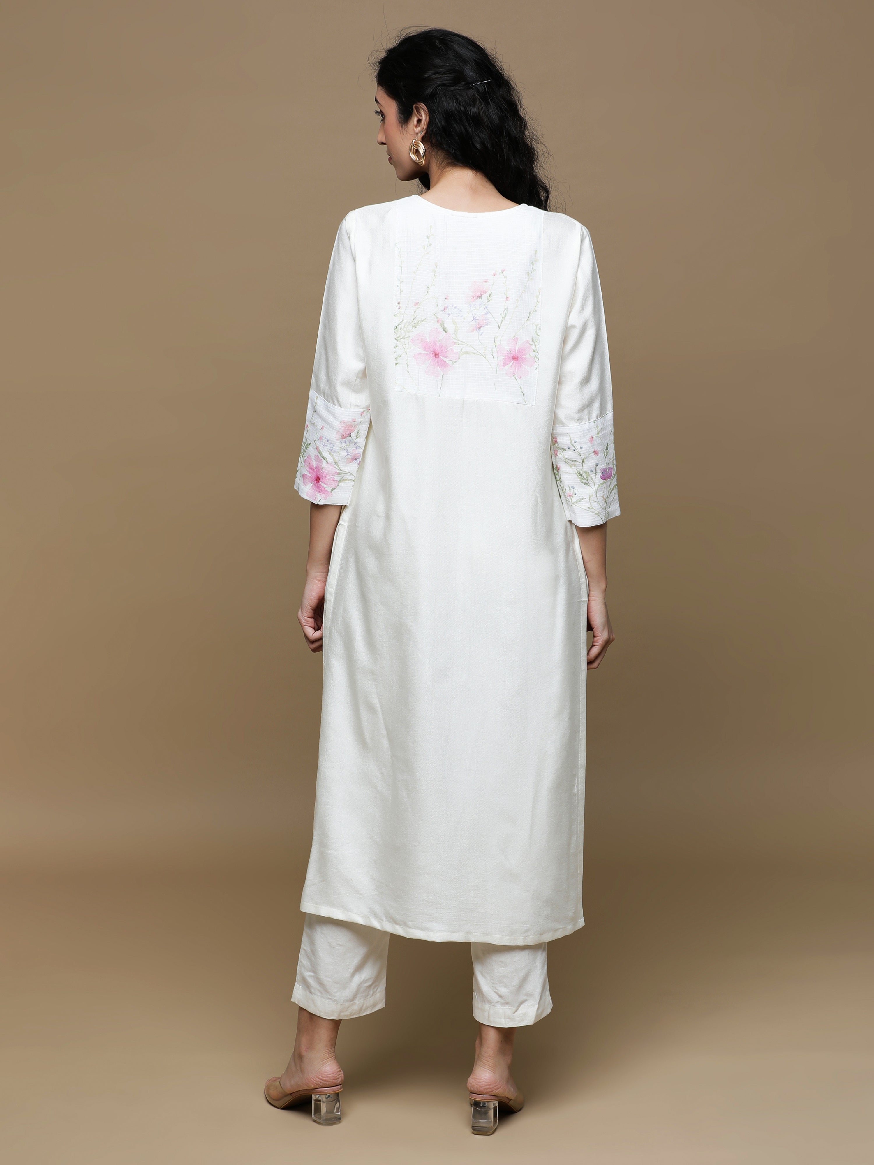Heritage Glow Emeral vanilla Silk Kurta And Bottom