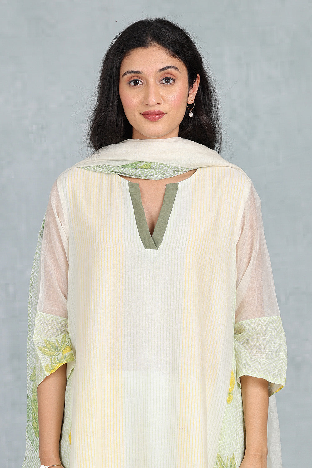 Ivory Handwoven Chanderi Dupatta