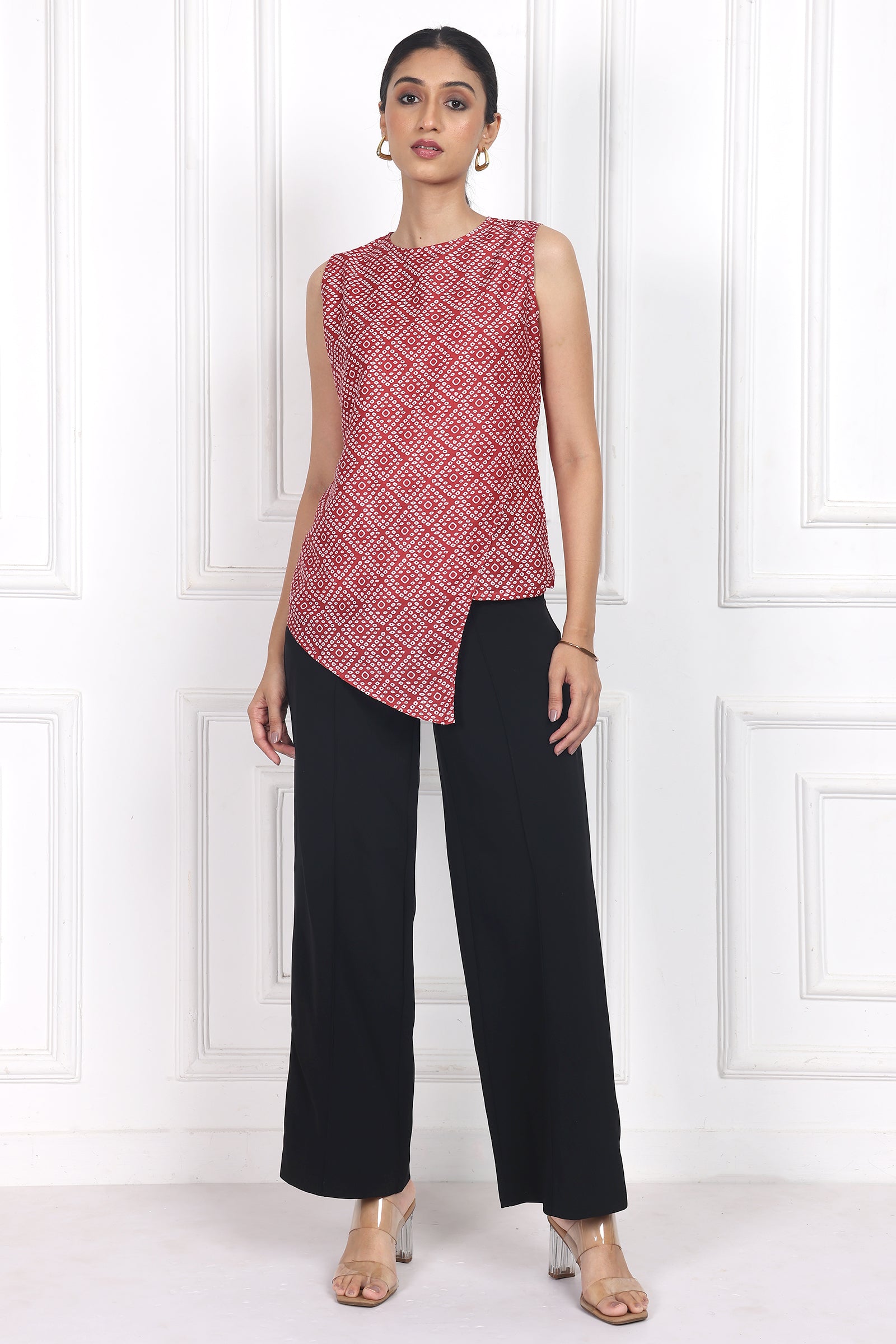 Wander Edit- Blooming Viel Overlap Top