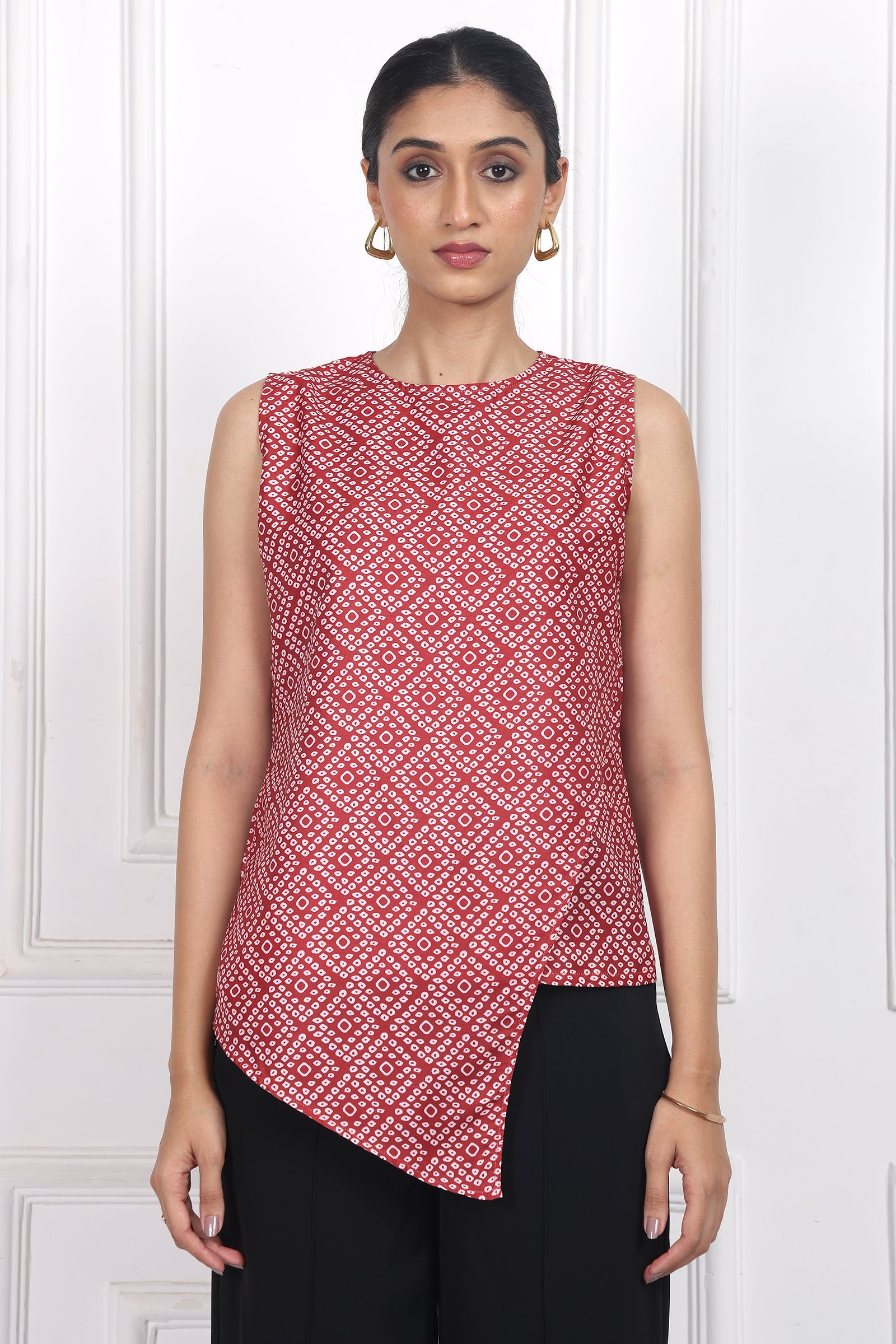 Wander Edit- Blooming Viel Overlap Top