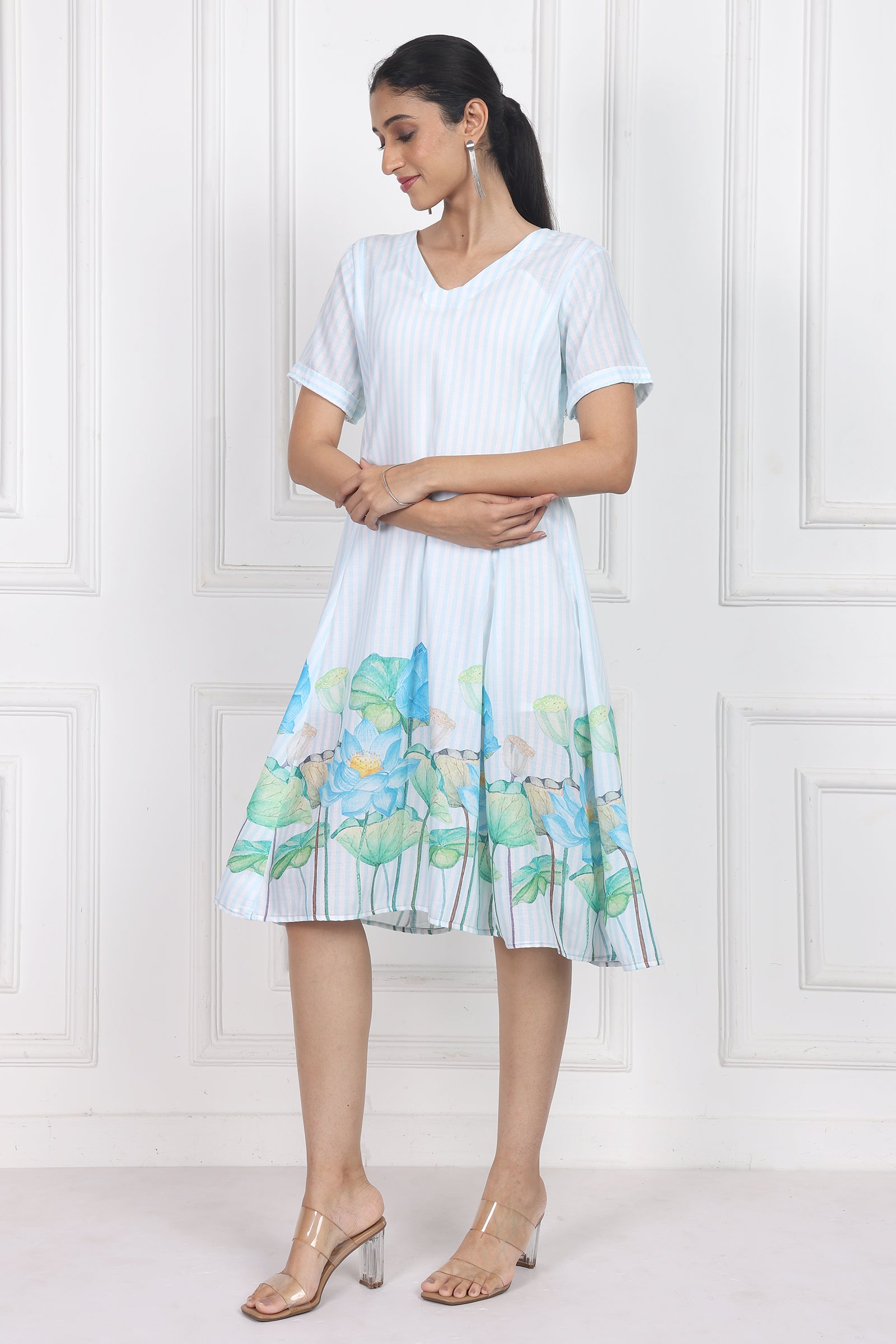 Wander Edit - Lotus In Moon Light A Lined Panelled Dress