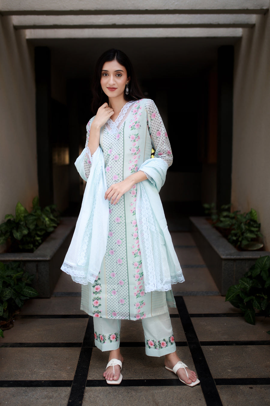 Teal Blue Green Modal-kota Kurta With Vintage Floral Design All Over And An Elaborate Yoke With Lace Detailing - Kurta & Pant with Dupatta