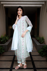 Teal Blue Green Modal-kota Kurta With Vintage Floral Design All Over And An Elaborate Yoke With Lace Detailing - Kurta & Pant with Dupatta