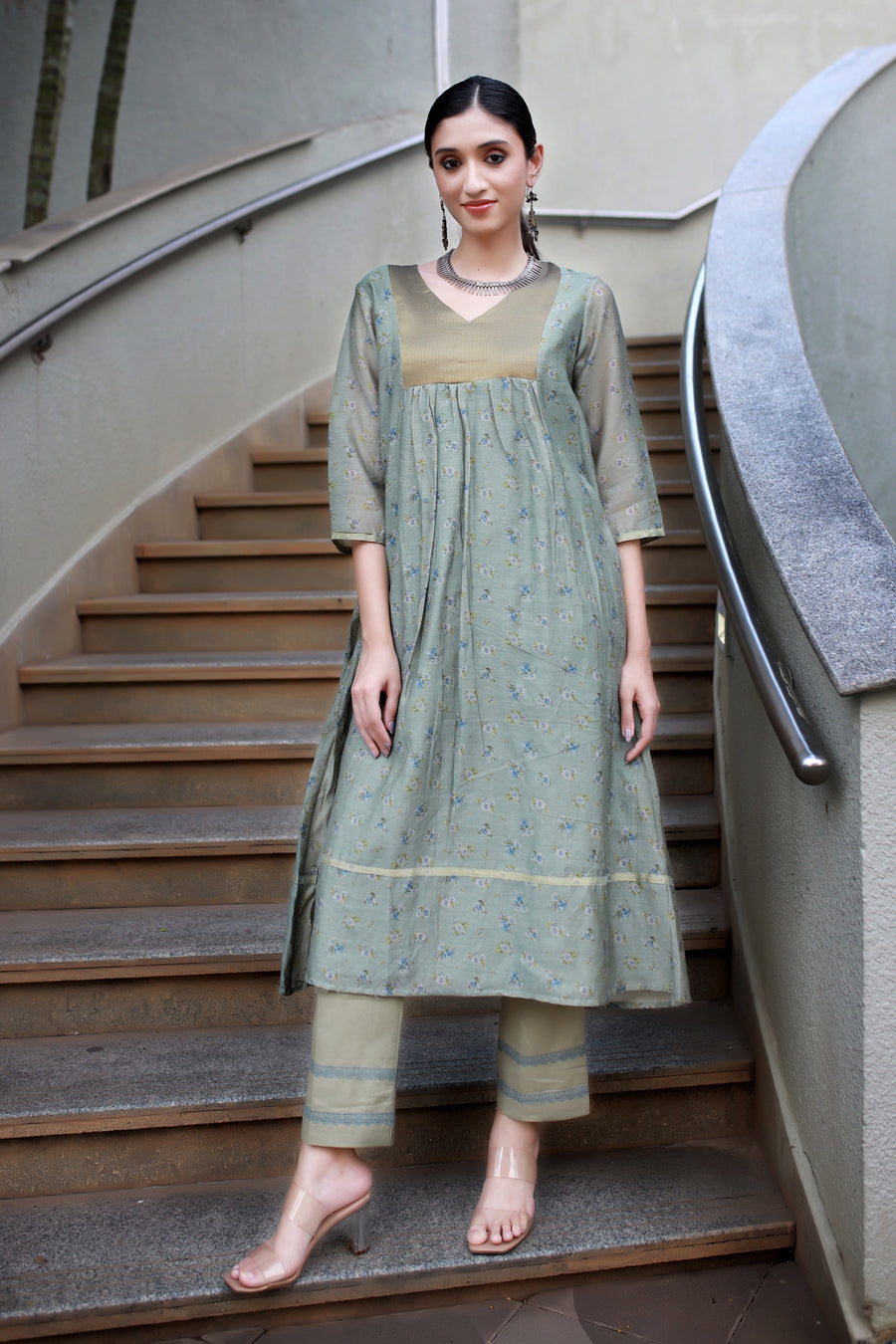 Dusky Olive Handwoven Chanderi And Woven Silk Tissue - Kurta & Pant with Dupatta