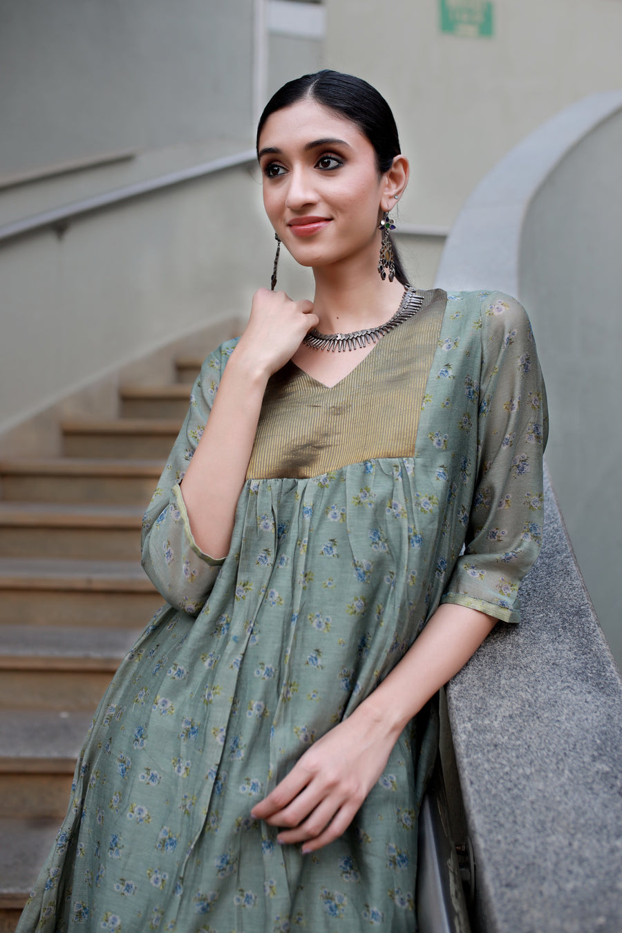 Dusky Olive Handwoven Chanderi And Woven Silk Tissue - Kurta & Pant with Dupatta