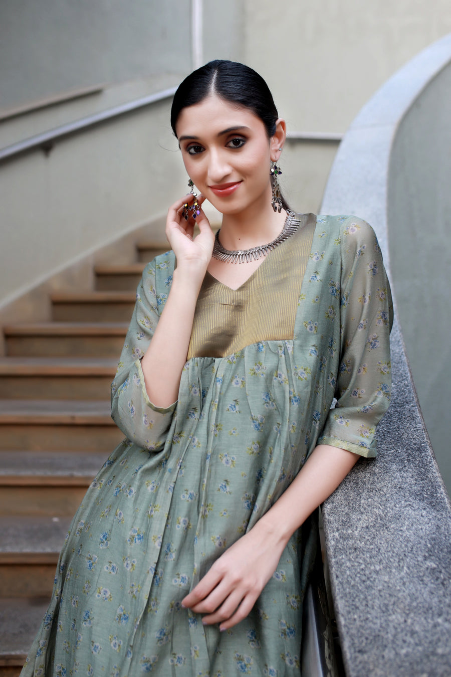 Dusky Olive Handwoven Chanderi And Woven Silk Tissue - Kurta & Pant with Dupatta