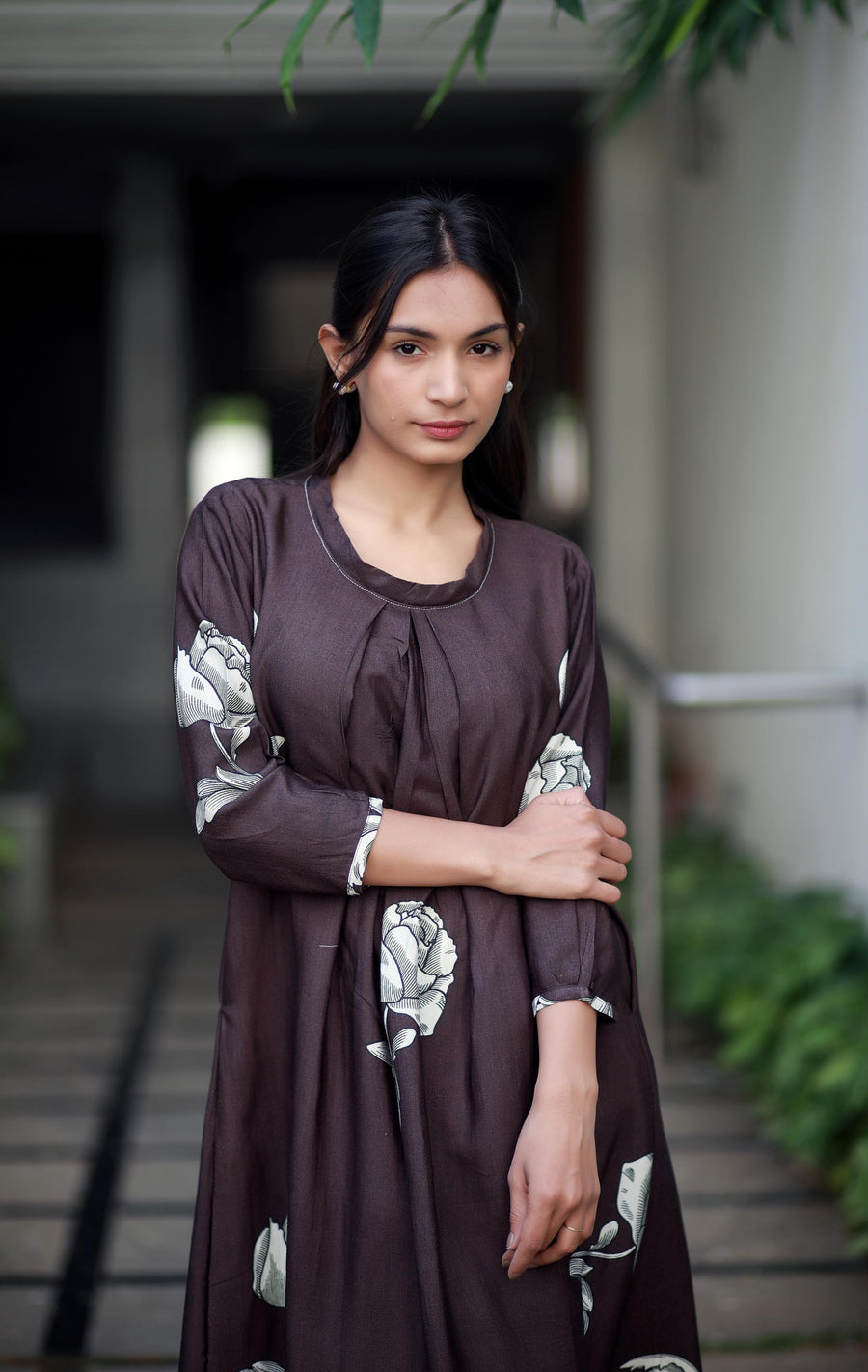 Regal Luxe Brown Round Neck Staple Silk One-piece With Pleats And Rose Print Kurta/ Dress