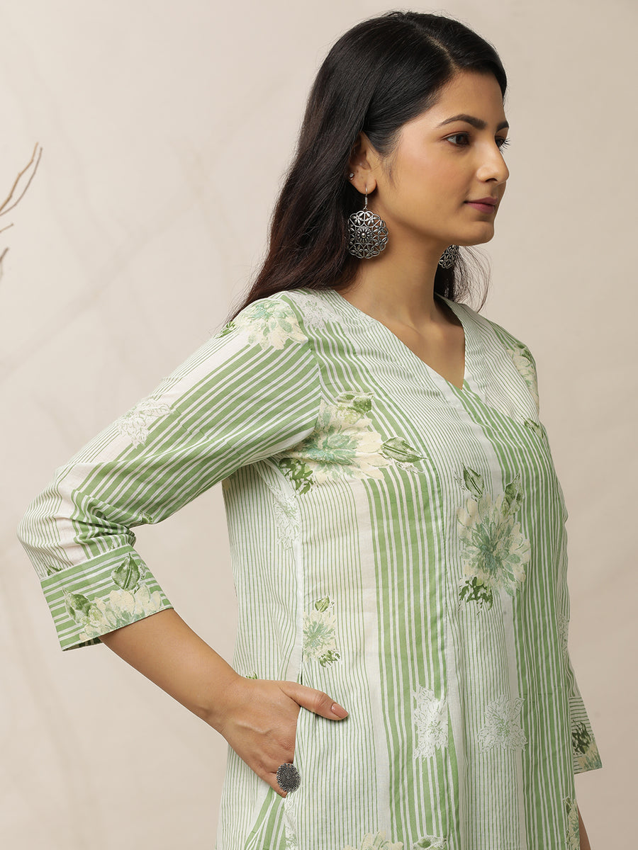 Green Lines &  Hydrangeas Cotton Suit