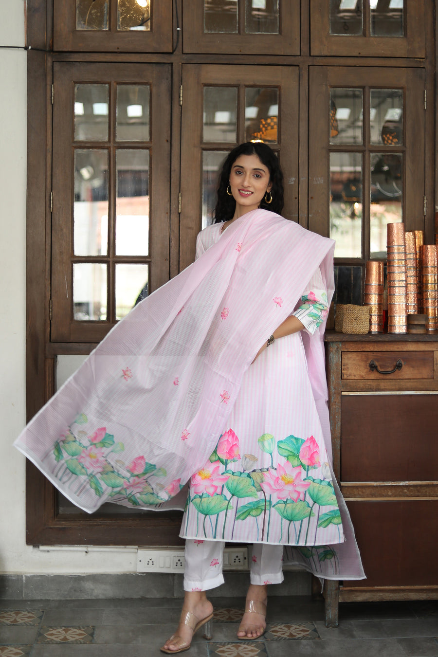 Pale Pink Pure Cotton Kurta With Vintage Lotus Design Muslin Pants With Modal-kota Dupatta - Kurta & Pant & Duppata
