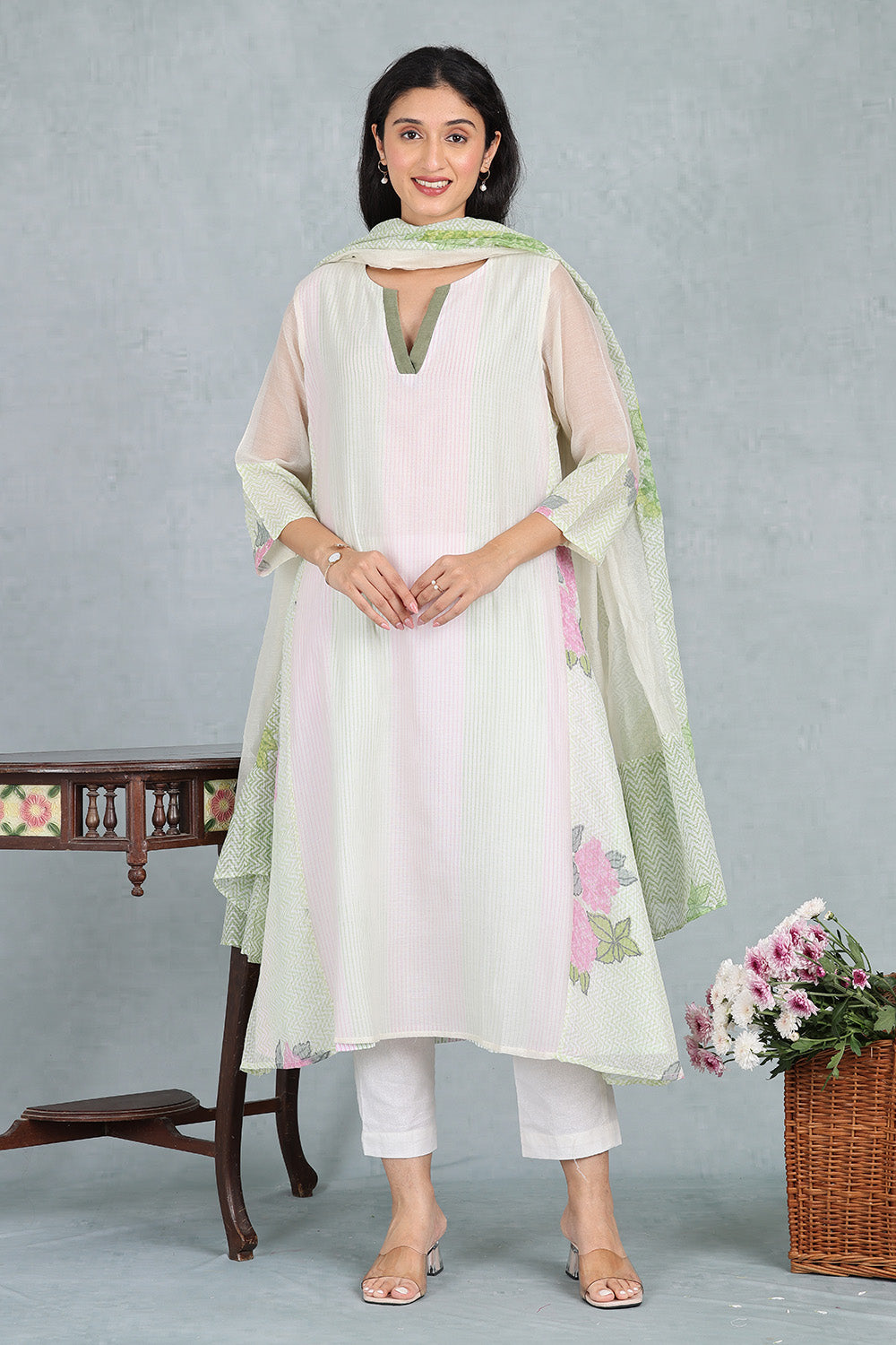 Ivory Handwoven Chanderi Dupatta
