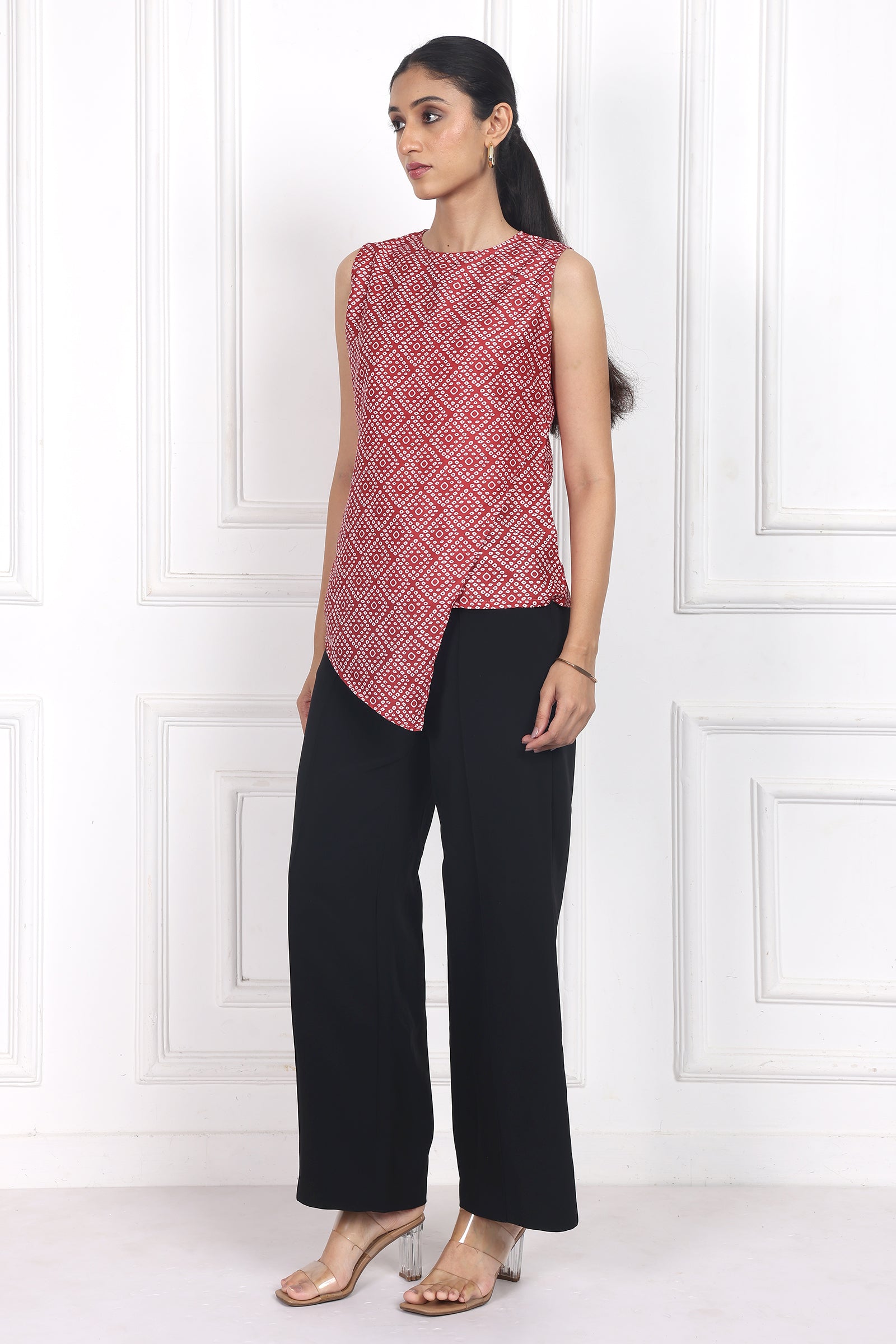 Wander Edit- Blooming Viel Overlap Top