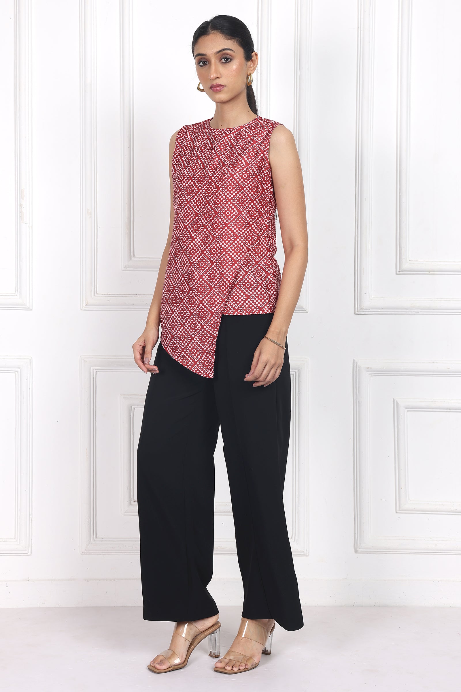 Wander Edit- Blooming Viel Overlap Top