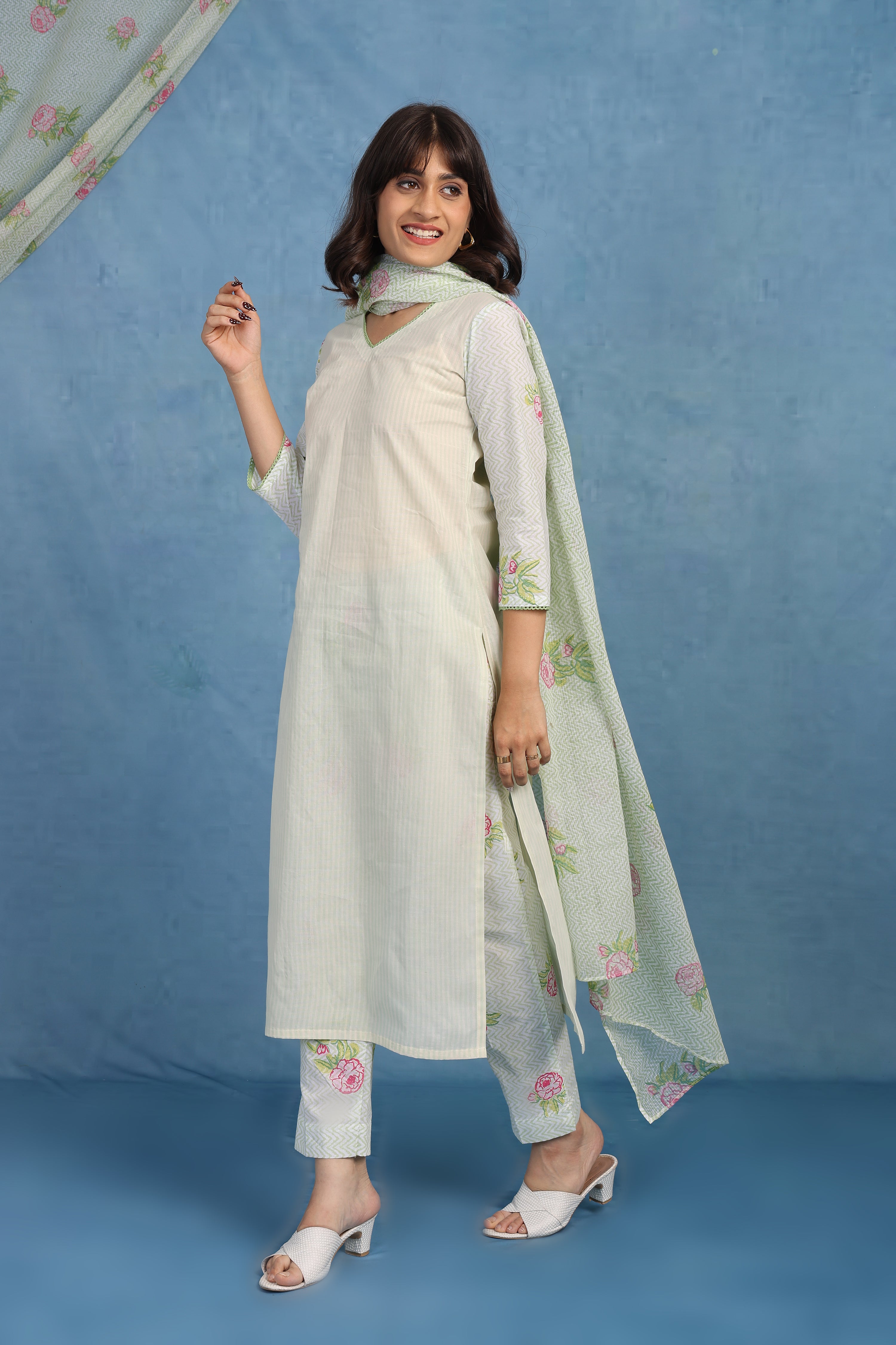 English Garden – Moss Bloom Kurta Set - Only Top