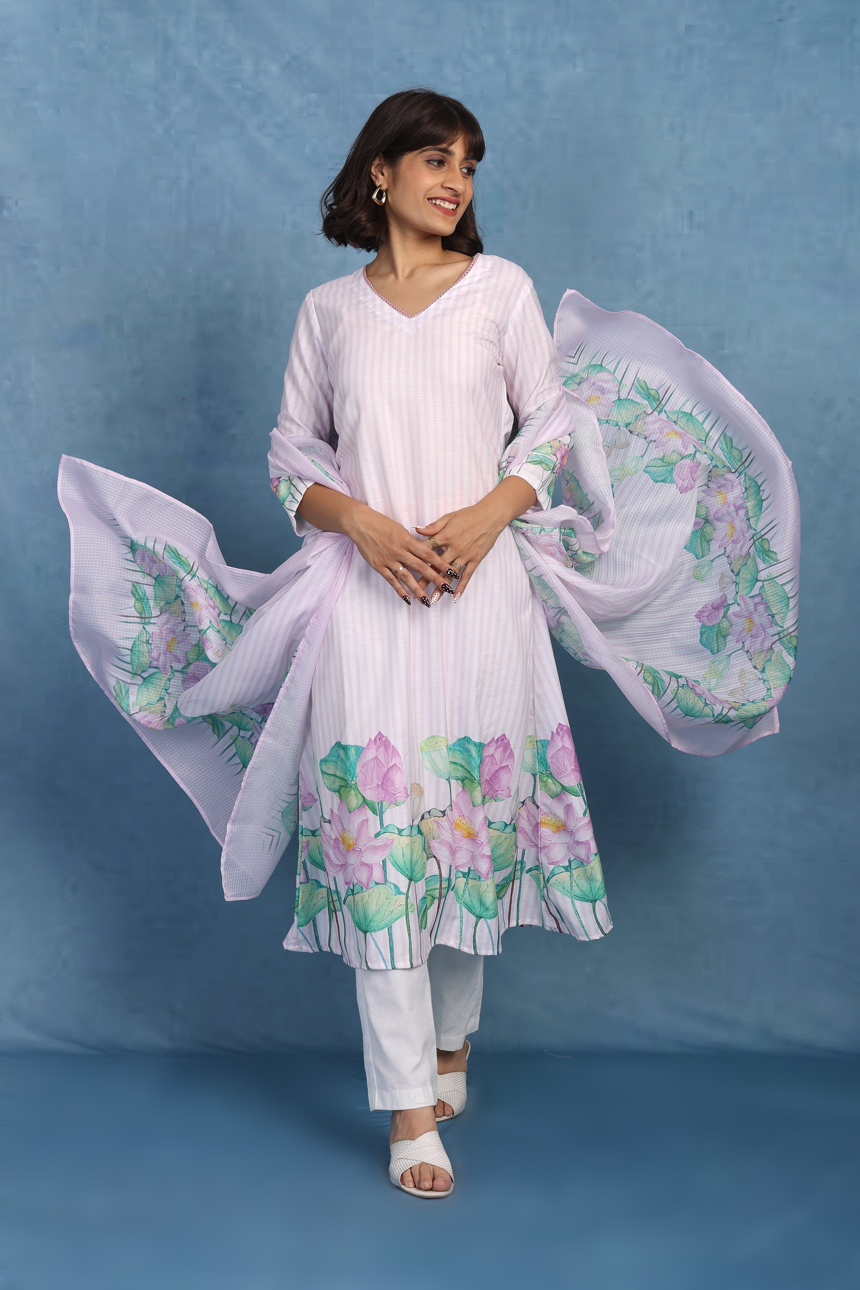 Petals Of Lotus – Pale Mauve Kurta - Top And Bottom