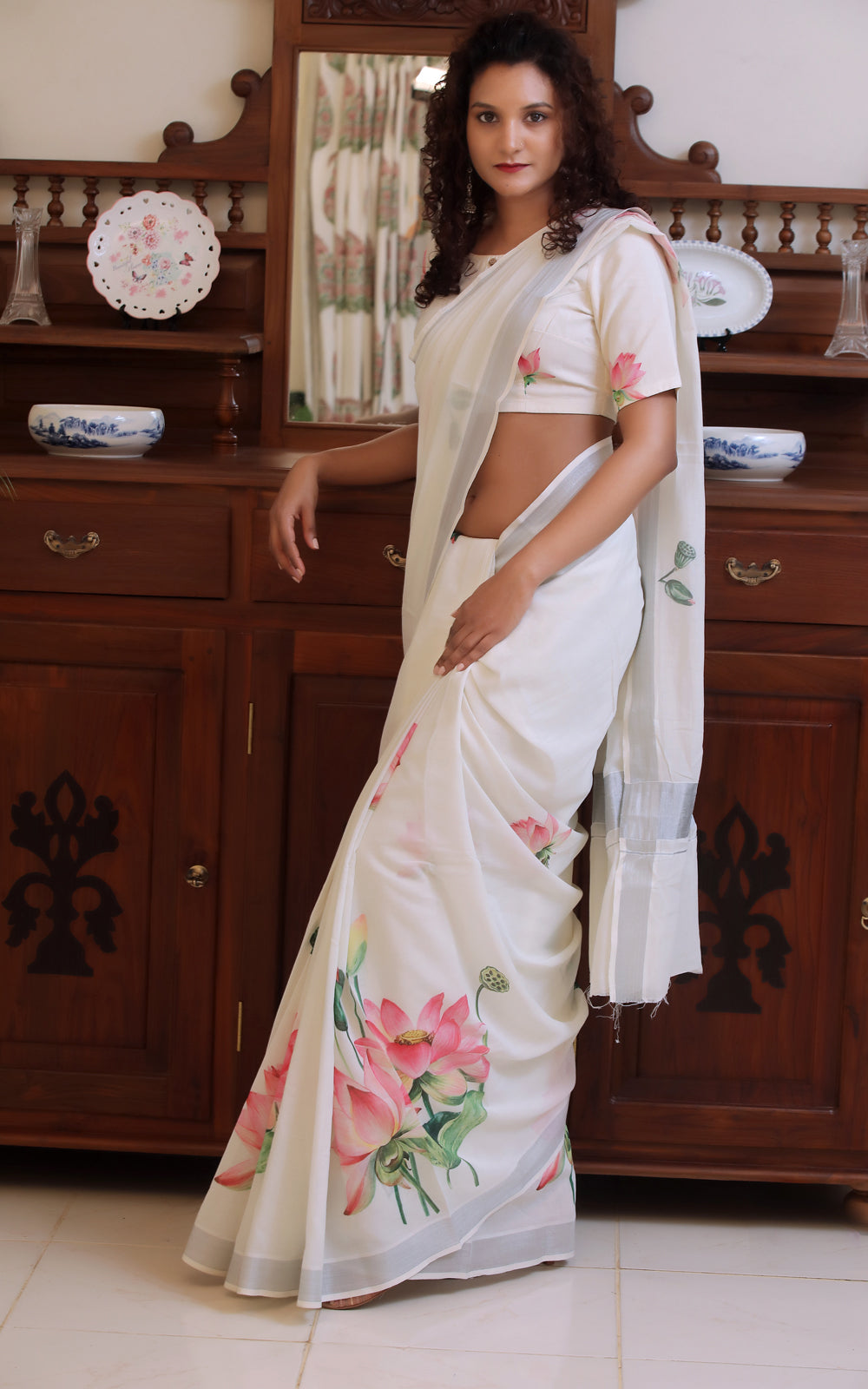 Buy White Pure Cotton Woven Geometric And Striped Saree For Women by  Samyukta Singhania Online at Aza Fashions.