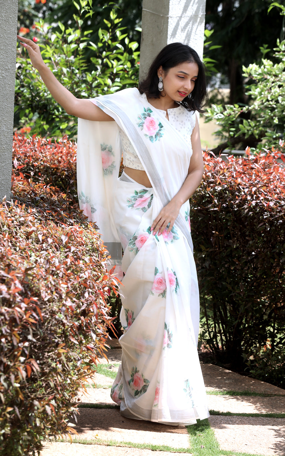 Daily Wear Digital Printed Linen Latest White Saree